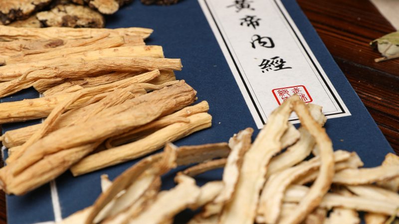 颈椎病中医理疗后出现头晕是正常现象。这是因为：