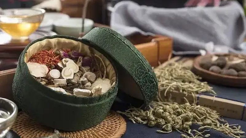 加盟拔罐理疗馆，费用构成揭秘